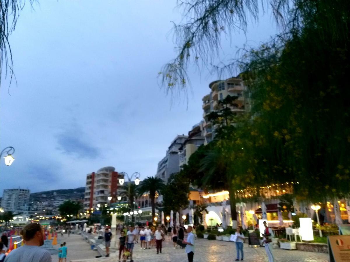 Iraa'S Apartment Sarande Exterior photo